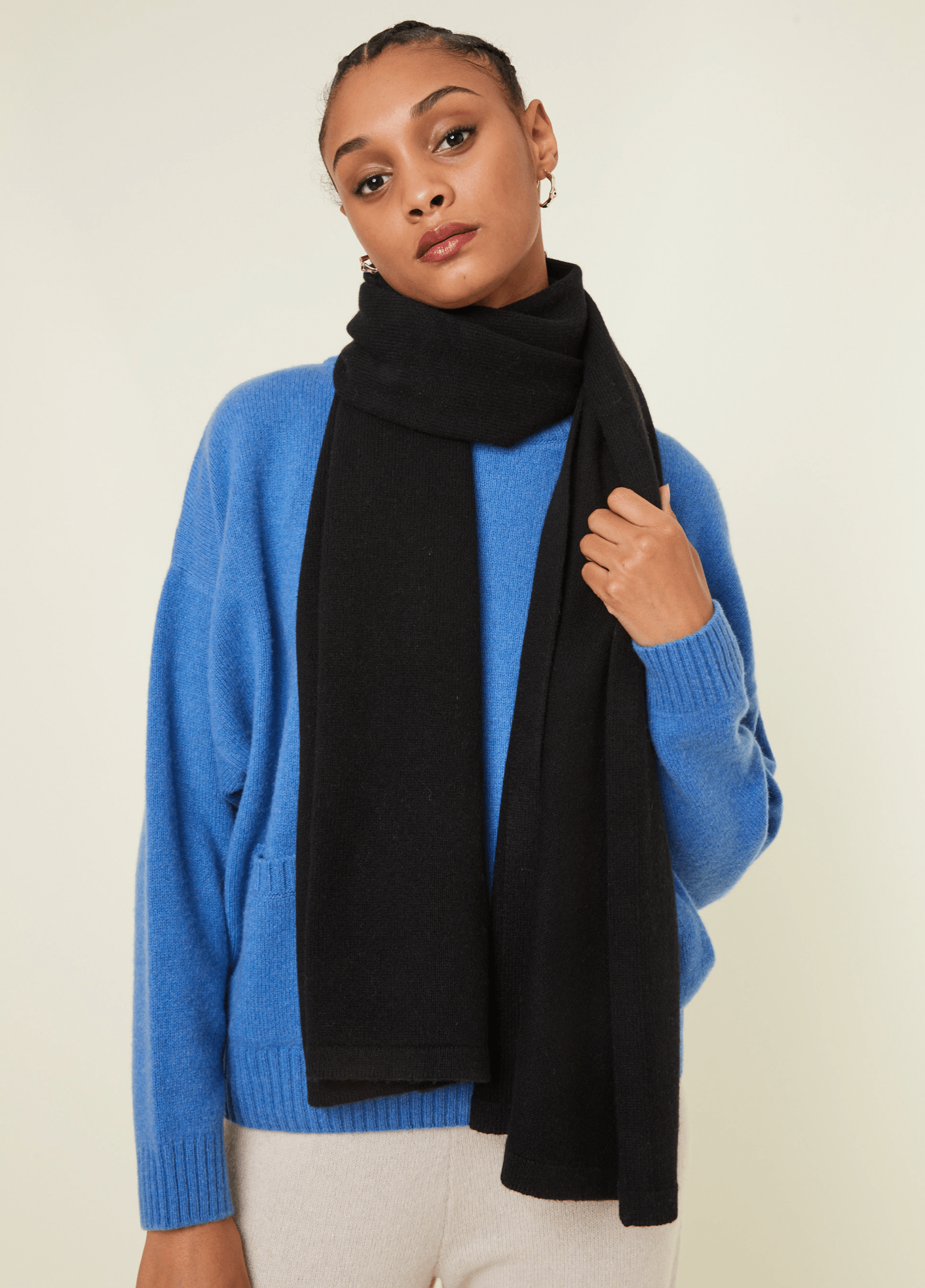 Blue cashmere wrap discount